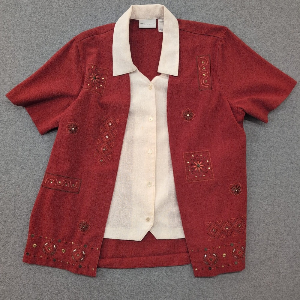 Alfred Dunner Women's Red Embroidered Collared Button Front Shirt Size 14 - Picture 2 of 4